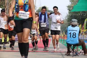 BIB: 45339, 4289, 47192
                            <button type="button" onclick="openModal(8220139)" class="btn btn-primary btn-sm float-right btn-popup" data-toggle="modal" data-target=".modal-high-quality">
                        <i class="fas fa-shopping-cart"></i> Add to Cart
                    </button>
                                            <button type="button" onclick="isThisMe(8220139, true)" class="btn btn-success btn-sm float-right btn-popup btn-isme hidden" data-toggle="tooltip" data-placement="bottom" title="นี่คือรูปของคุณใช่ไหม คลิกที่นี่เพื่อเอาเข้าอัลบั้ม">
                        <i class="fas fa-plus"></i> Add to album
                    </button>
                    <button type="button" onclick="isThisMe(8220139, false)" class="btn btn-warning btn-sm float-right btn-popup btn-isnotme hidden">
                        <i class="fas fa-ban"></i> Remove from album
                    </button>